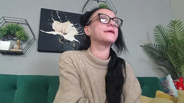 IzabelllNoir online show from January 13, 2026, 7:01 am