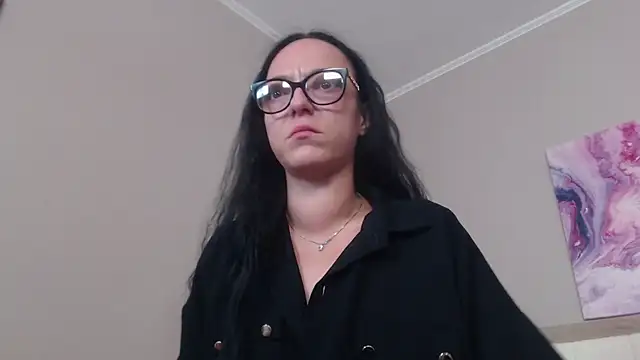 IzabelllNoir online show from July 12, 2026, 3:51 am