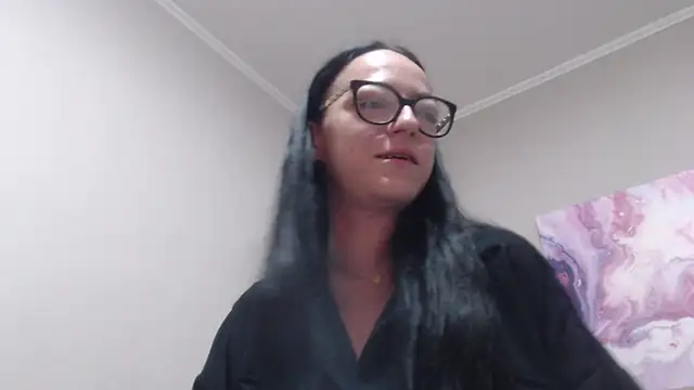IzabelllNoir online show from July 24, 2026, 9:05 am