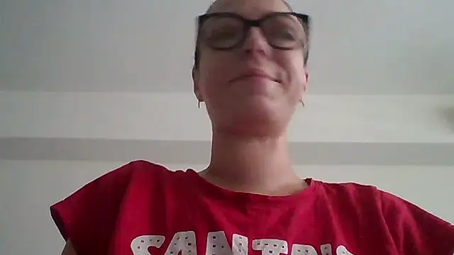 Snapshot of IzabelllNoir chatting on June 11, 2026, 9:17 am IzabelllNoir online show from June 11, 2026, 9:17 am