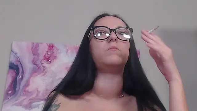 IzabelllNoir online show from June 26, 2026, 8:31 am