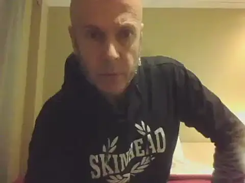 Snapshot of SHARPSkinhead chatting on February 27, 2025, 11:26 pm SHARPSkinhead online show from February 27, 2025, 11:26 pm