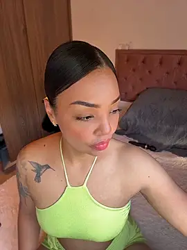 Sara LipsX online show from June 16, 2026, 9:48 pm