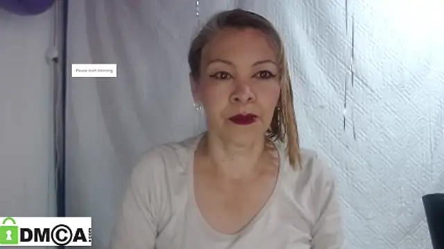 electra-mommy online show from April 28, 2026, 12:09 pm