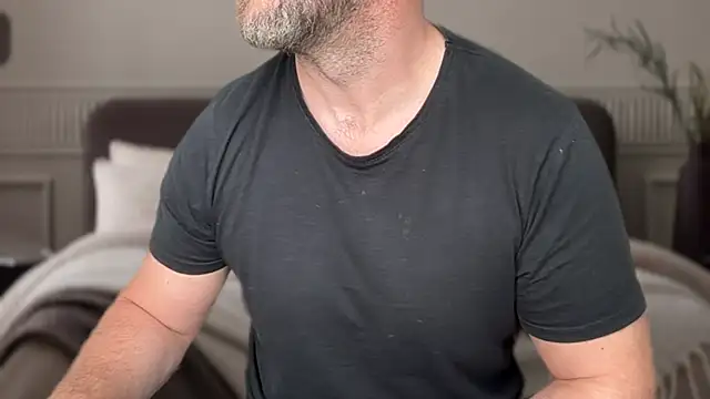 Mr Beef online show from September 13, 2025, 9:53 am