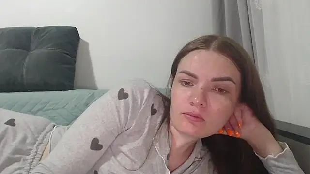  JustmeHere  online show from July 15, 2026, 7:43 pm