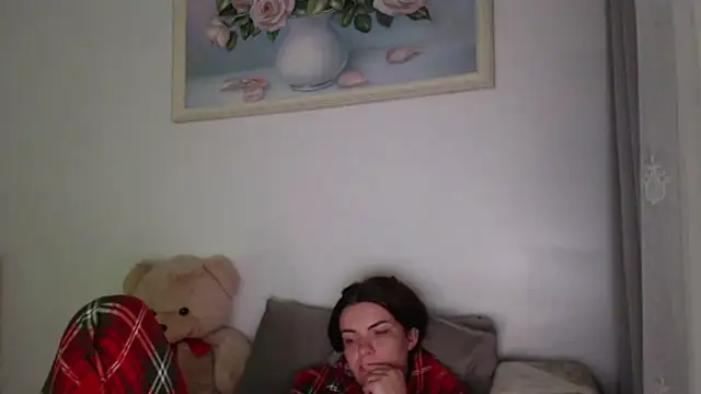  JustmeHere  online show from November 21, 2025, 9:14 pm