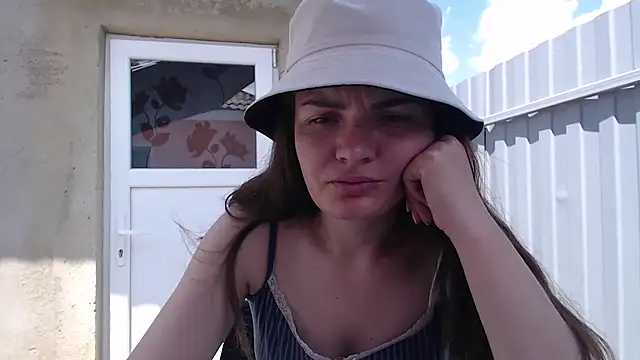  JustmeHere  online show from June 11, 2026, 10:34 am