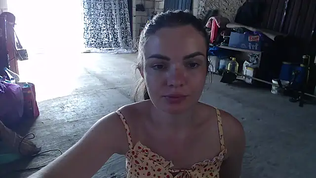  JustmeHere  online show from August 4, 2026, 2:32 pm