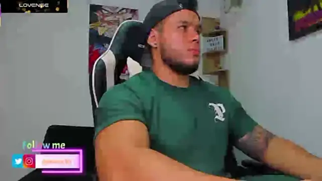 Marco diaz1 online show from February 4, 2026, 1:22 am