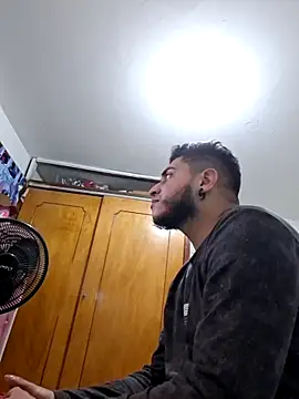 Snapshot of Juanhots chatting on January 14, 2026, 6:22 pm Juanhots online show from January 14, 2026, 6:22 pm