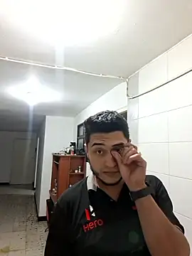 Juanhots online show from June 13, 2026, 1:14 am