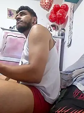Juanhots online show from June 11, 2026, 12:32 am