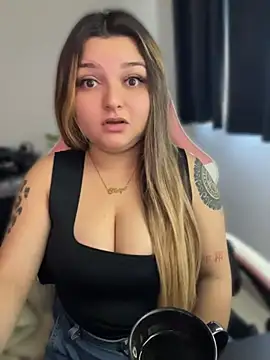 SweetPaige  online show from August 1, 2026, 2:04 pm