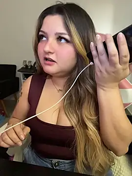 SweetPaige  online show from July 30, 2026, 2:05 pm