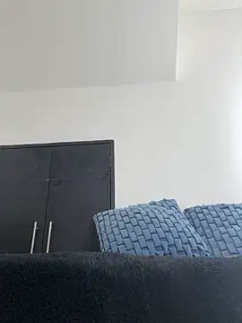 jamilaross online show from September 14, 2025, 9:04 pm