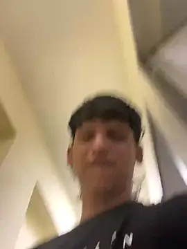 Snapshot of harry_lia_ chatting on December 6, 2024, 12:51 am harry lia online show from December 6, 2024, 12:51 am