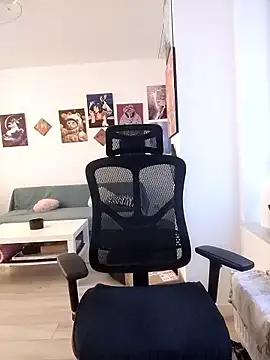 divine eve online show from January 14, 2026, 2:20 pm