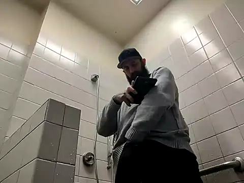 Snapshot of AceSpinning_DJ chatting on February 2, 2025, 9:34 pm AceSpinning DJ online show from February 2, 2025, 9:34 pm