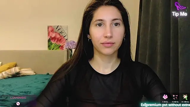 marrycolins online show from June 11, 2026, 2:33 am