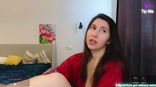marrycolins online show from April 30, 2026, 3:13 am