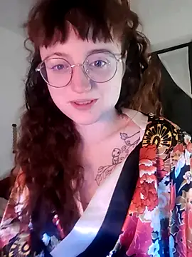  foxygirl  online show from March 4, 2025, 10:05 pm