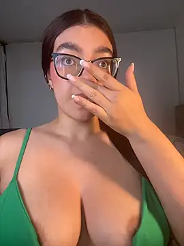 kathii95 online show from February 21, 2026, 2:02 am