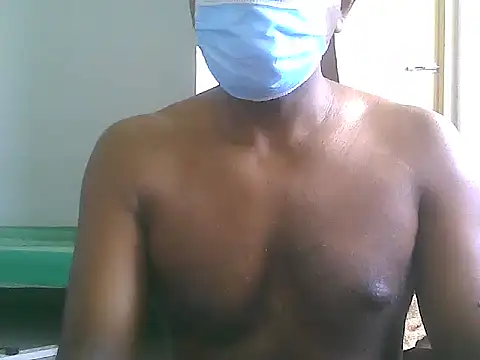 chocodk01 online show from October 3, 2025, 8:27 am