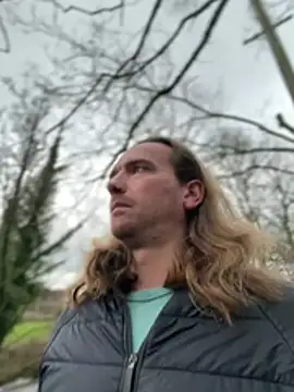 Snapshot of terryhawk chatting on February 9, 2026, 4:16 pm terryhawk online show from February 9, 2026, 4:16 pm