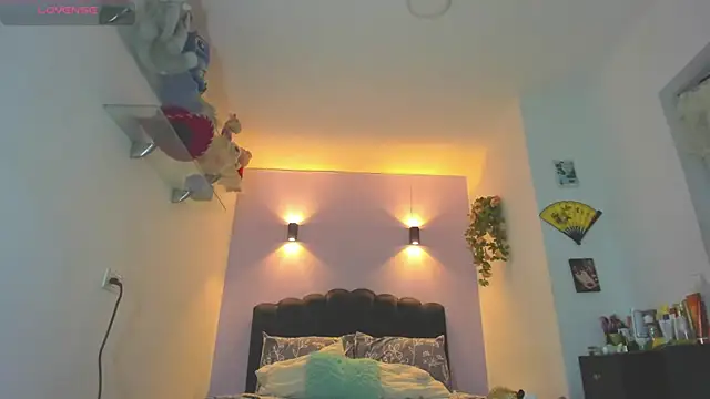 Sofia Clauss  online show from June 23, 2026, 4:21 am