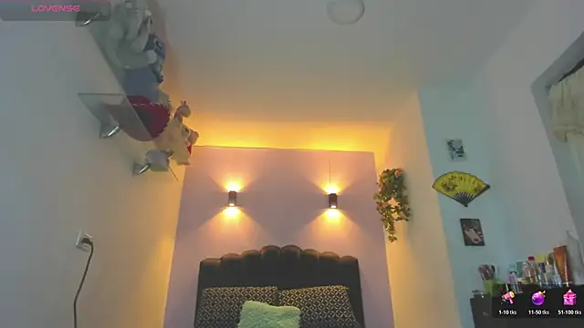 Sofia Clauss  online show from July 6, 2026, 4:41 am