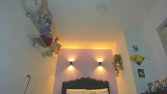 Sofia Clauss  online show from June 27, 2026, 4:51 am
