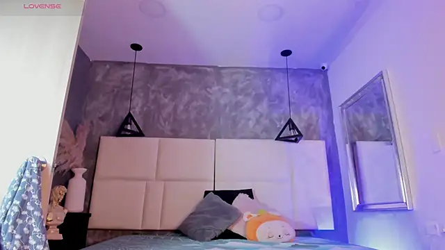 Sofia Clauss  online show from August 2, 2026, 4:22 am