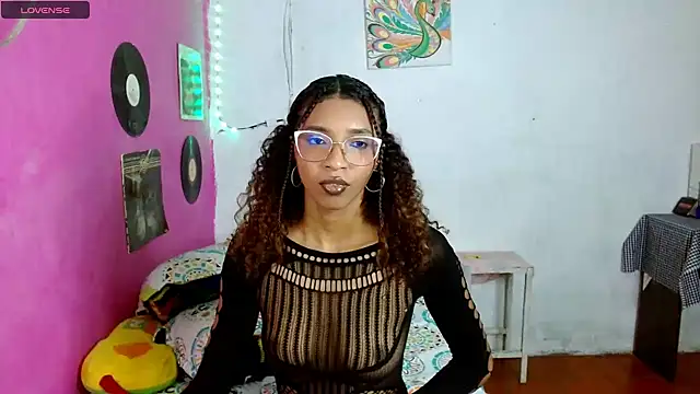 sensitive brunette online show from January 16, 2025, 12:45 am