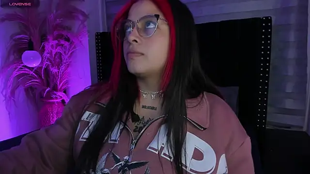 Sofiia-Rubb online show from October 5, 2025, 4:58 am