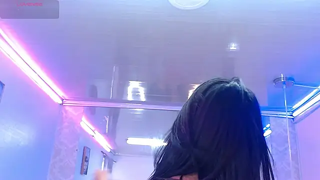 candy lux  online show from February 14, 2025, 7:23 pm