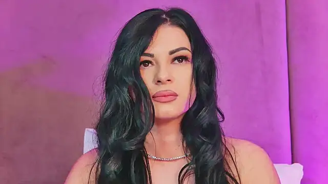 EmilyColle  online show from March 10, 2025, 8:06 am