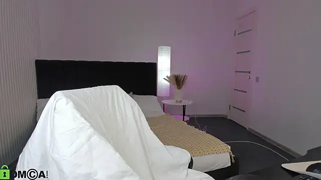 Ameliia castro online show from May 4, 2026, 2:48 am