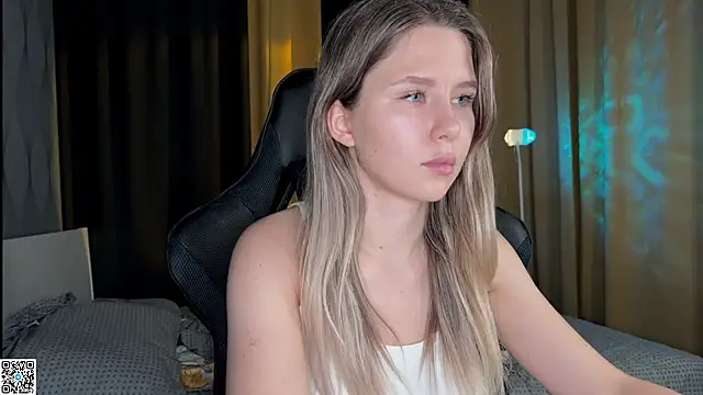 Ameliia castro online show from October 8, 2025, 1:45 pm