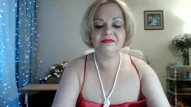 SofiyaPetrova online show from May 28, 2026, 6:03 pm
