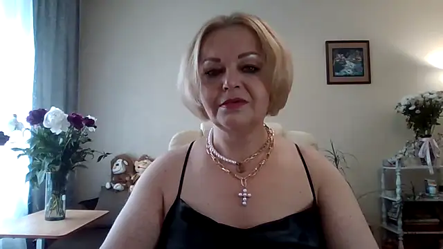 SofiyaPetrova online show from May 31, 2026, 2:45 pm