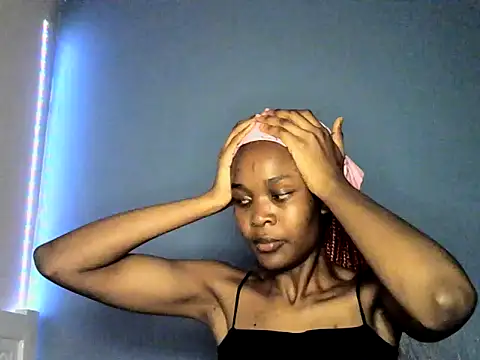 cyberbunnie online show from March 6, 2025, 7:43 pm