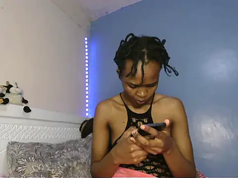 cyberbunnie online show from October 5, 2025, 7:37 pm