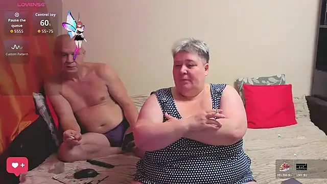 Baunti5555 online show from November 14, 2025, 8:29 am