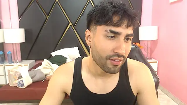 MilanZaire online show from October 2, 2025, 12:14 am