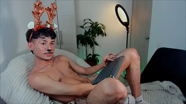 dimitri targaryen online show from December 23, 2024, 6:44 am