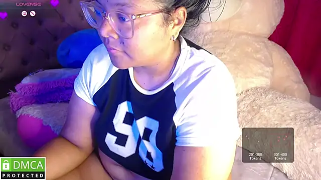 KittyHot20 online show from September 13, 2025, 6:41 pm