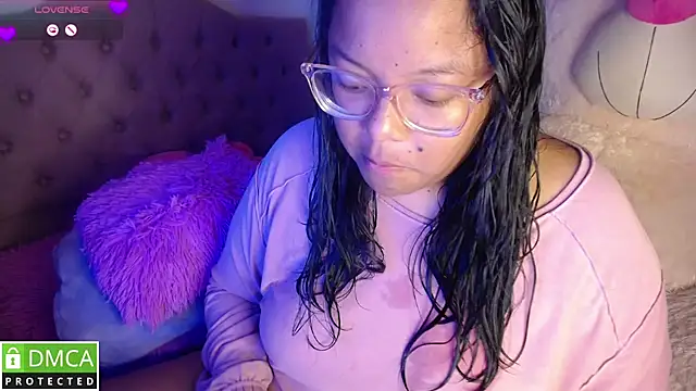 KittyHot20 online show from October 12, 2025, 2:02 am