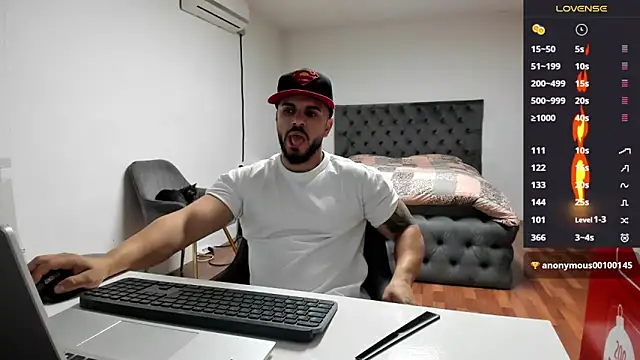 supermanboy94 online show from October 23, 2025, 5:17 am