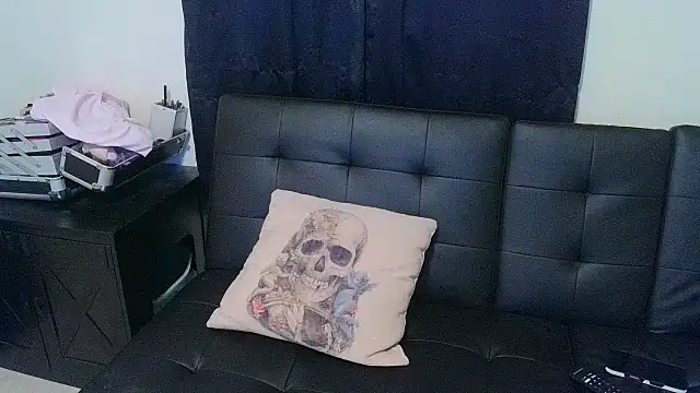 CrystalLakeXO online show from March 17, 2026, 5:32 am